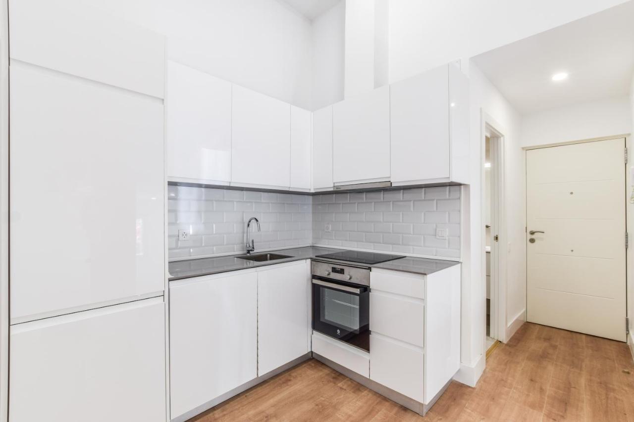 Apartamentos Reformados En Vallecas Мадрид Екстериор снимка