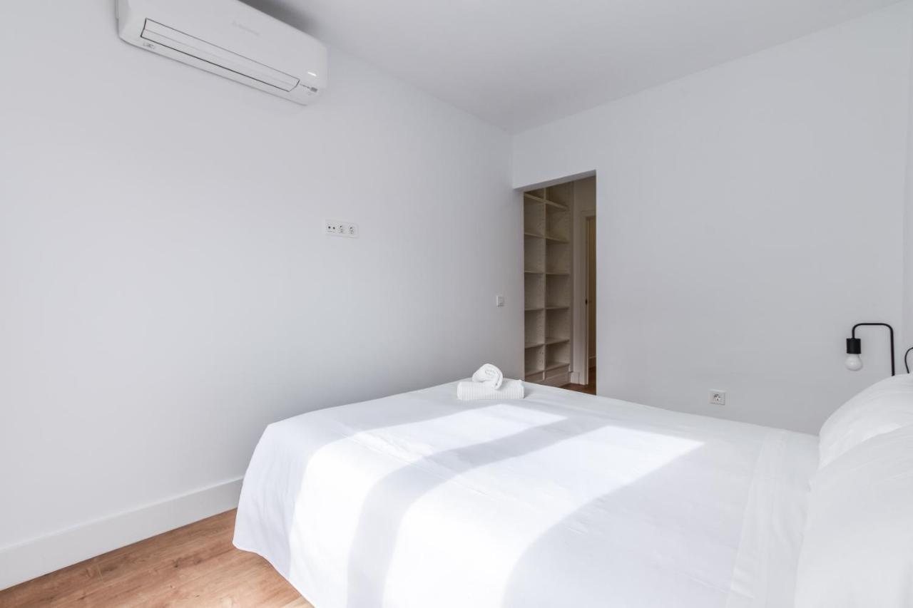Apartamentos Reformados En Vallecas Мадрид Екстериор снимка